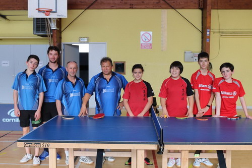 Les equipes de Chagny TT 2 et Dijon TT 5