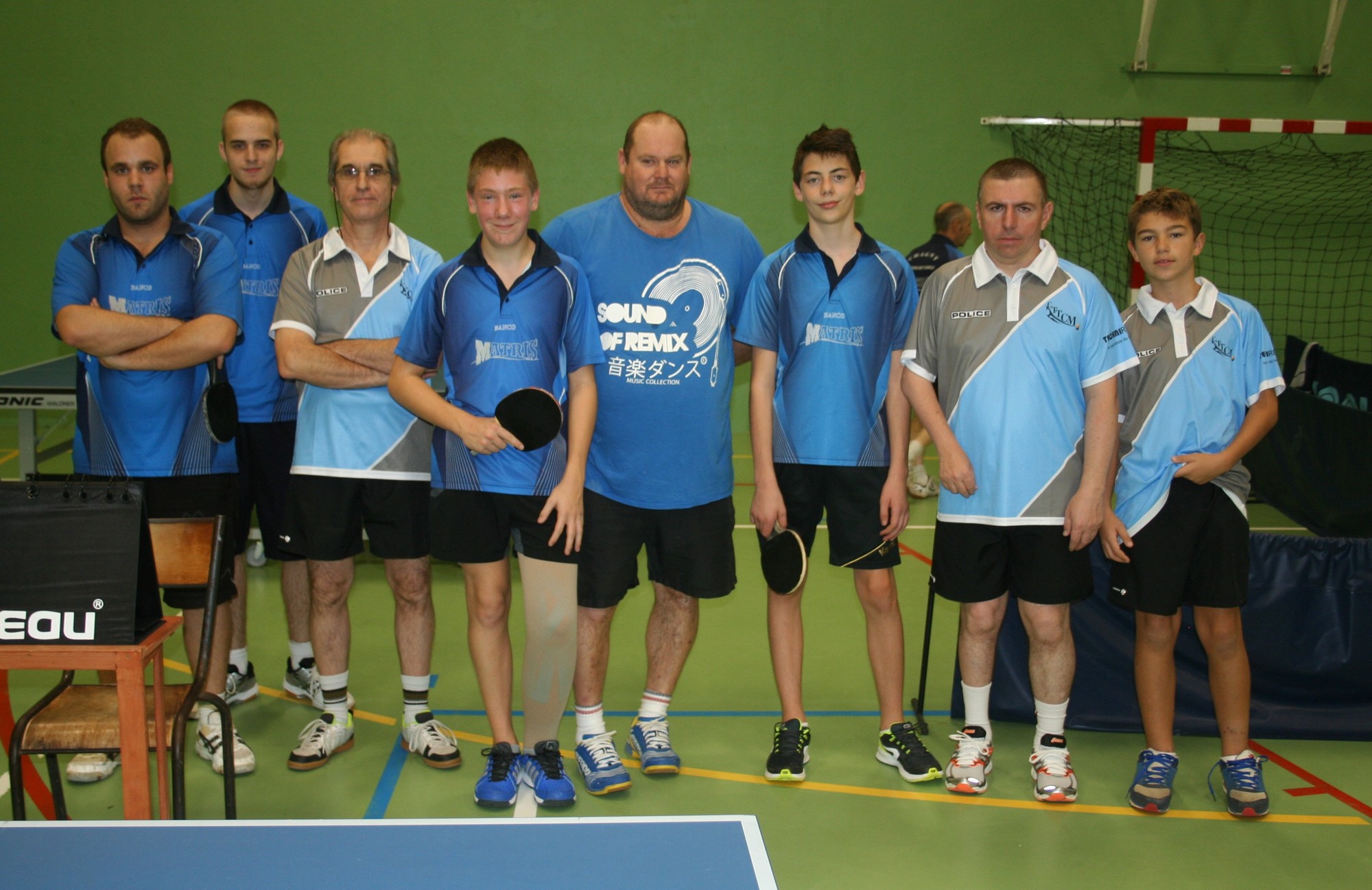 Les equipes de Chagny TT 3 et CTTC MACONNAIS 3