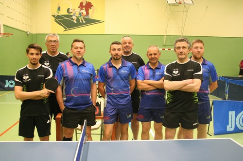 Les equipes de CHAGNY TT 2 et ASL CHATENOY 1