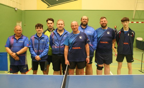 Les equipes de CHAGNY TT 3 et CHALON TT 2